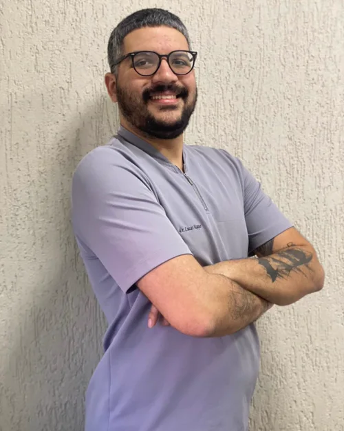 Dr. Lucas Roque — Cirurgião-dentista